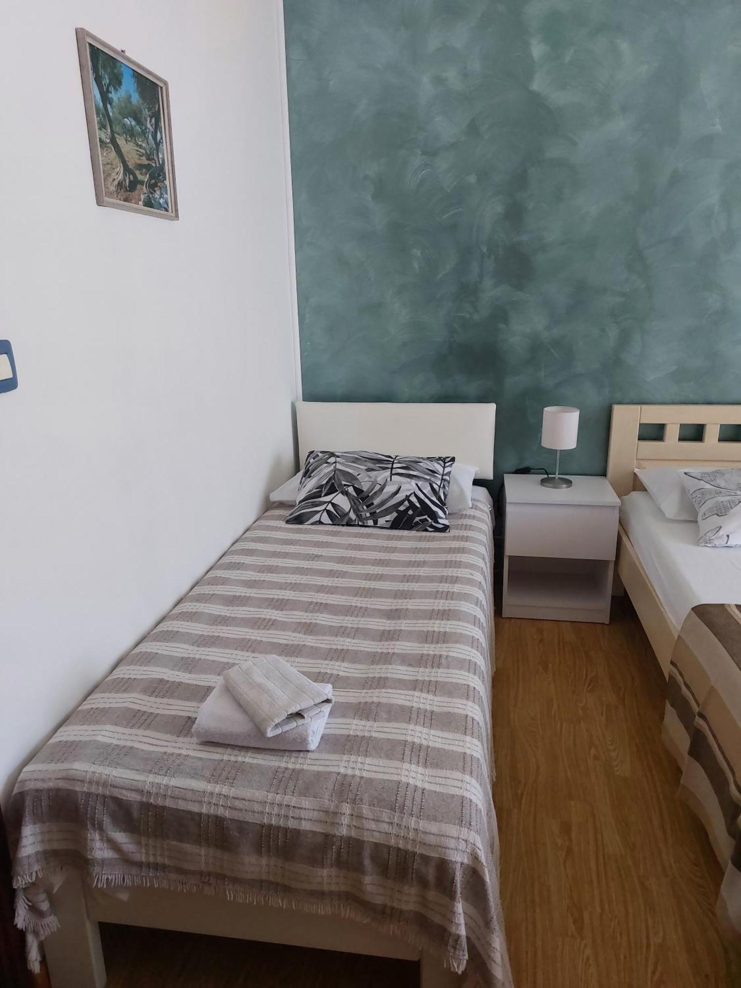 Apartment Gordana Trogir Exterior photo